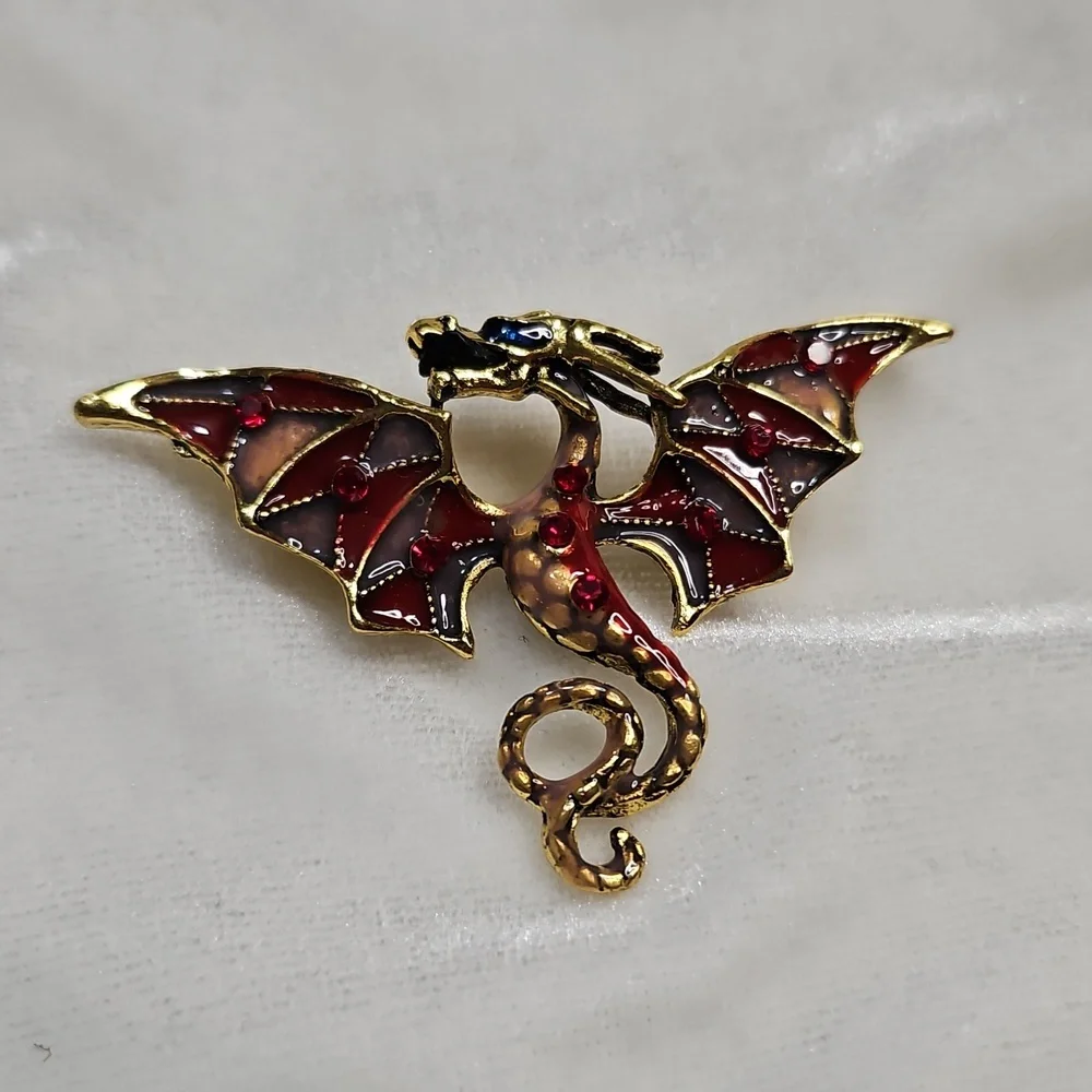 Women's Retro Vintage Style Red Rhinestone Gold Dragon Brooch Pin NWOT Fashion